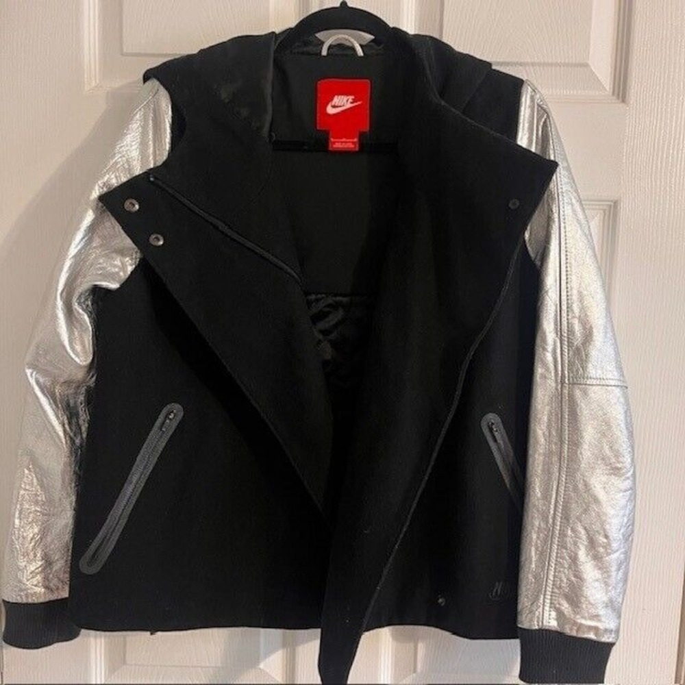 Nike Wool‎ Destroyer Jacket Silver Sleeves Hooded Full Zip Black Coat